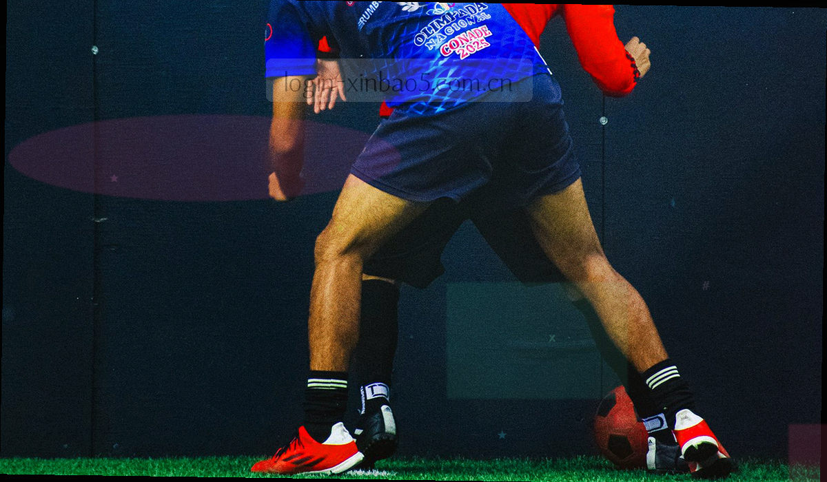 四段横向递进的阶梯图形，末端有向前的箭头线